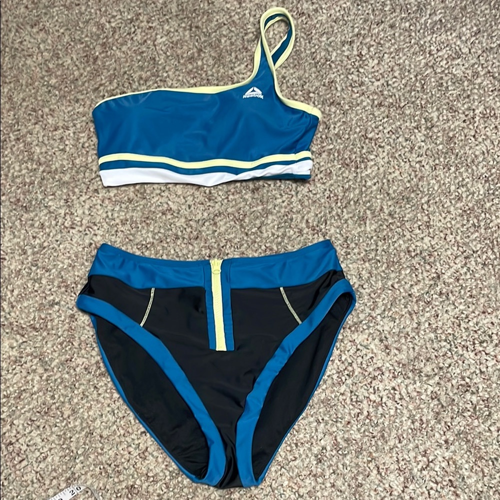 2pc Reebok padded single strap top and zip botton Swim Set